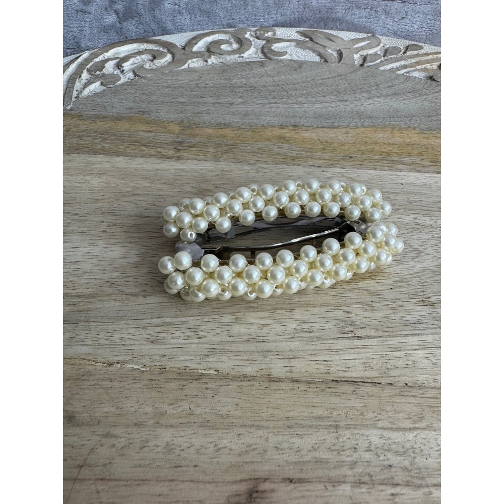 Set of 2 Faux Pearl Hair Barrettes Silver Tone Metal Snap Clips Ivory Beaded